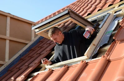 Pose de fenêtres de toit Velux à Oze